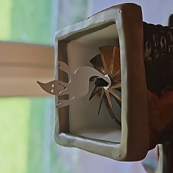 PartyLite Ghostly Tealight House - Picture 3 of 12